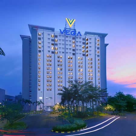 Vega Hotel Gading Serpong Eksteriør billede