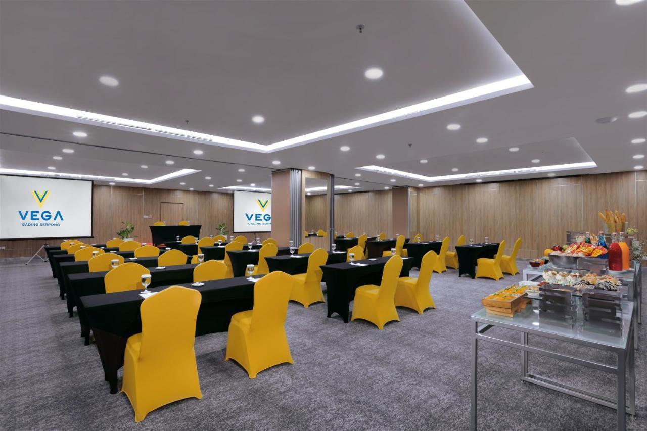 Vega Hotel Gading Serpong Eksteriør billede