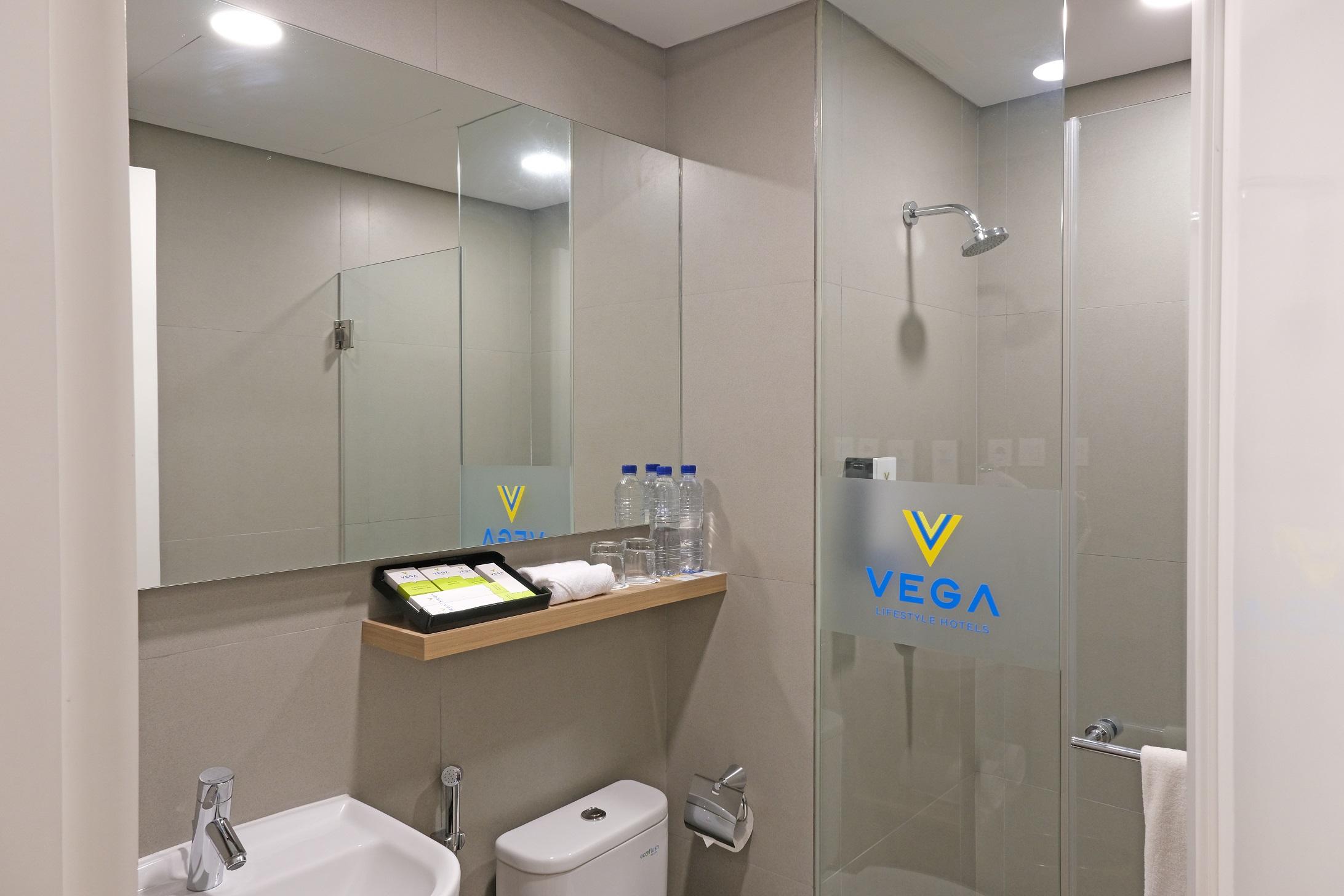 Vega Hotel Gading Serpong Eksteriør billede