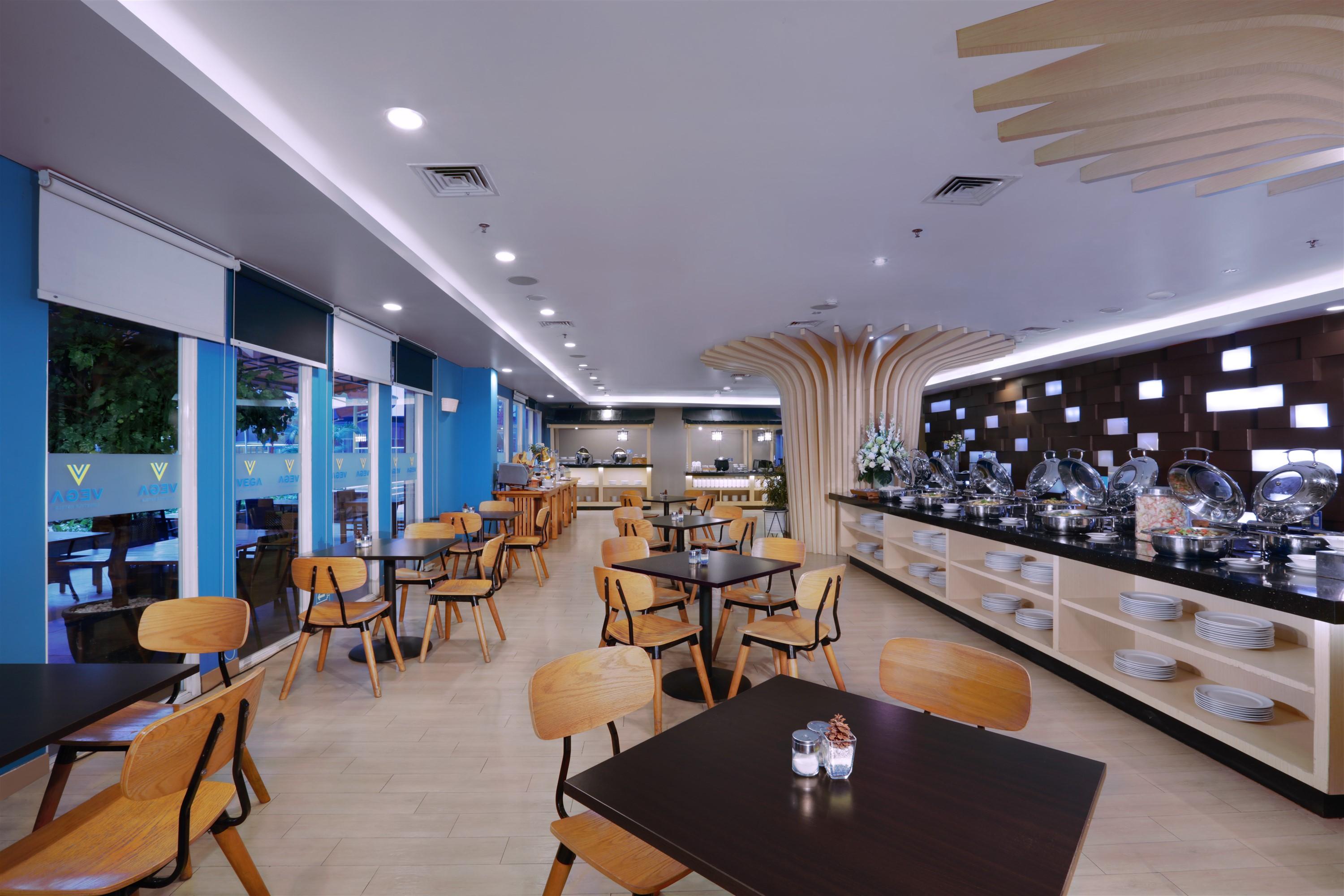 Vega Hotel Gading Serpong Eksteriør billede