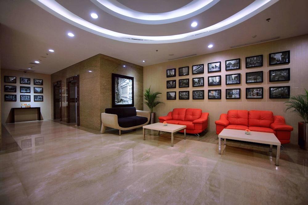 Vega Hotel Gading Serpong Eksteriør billede